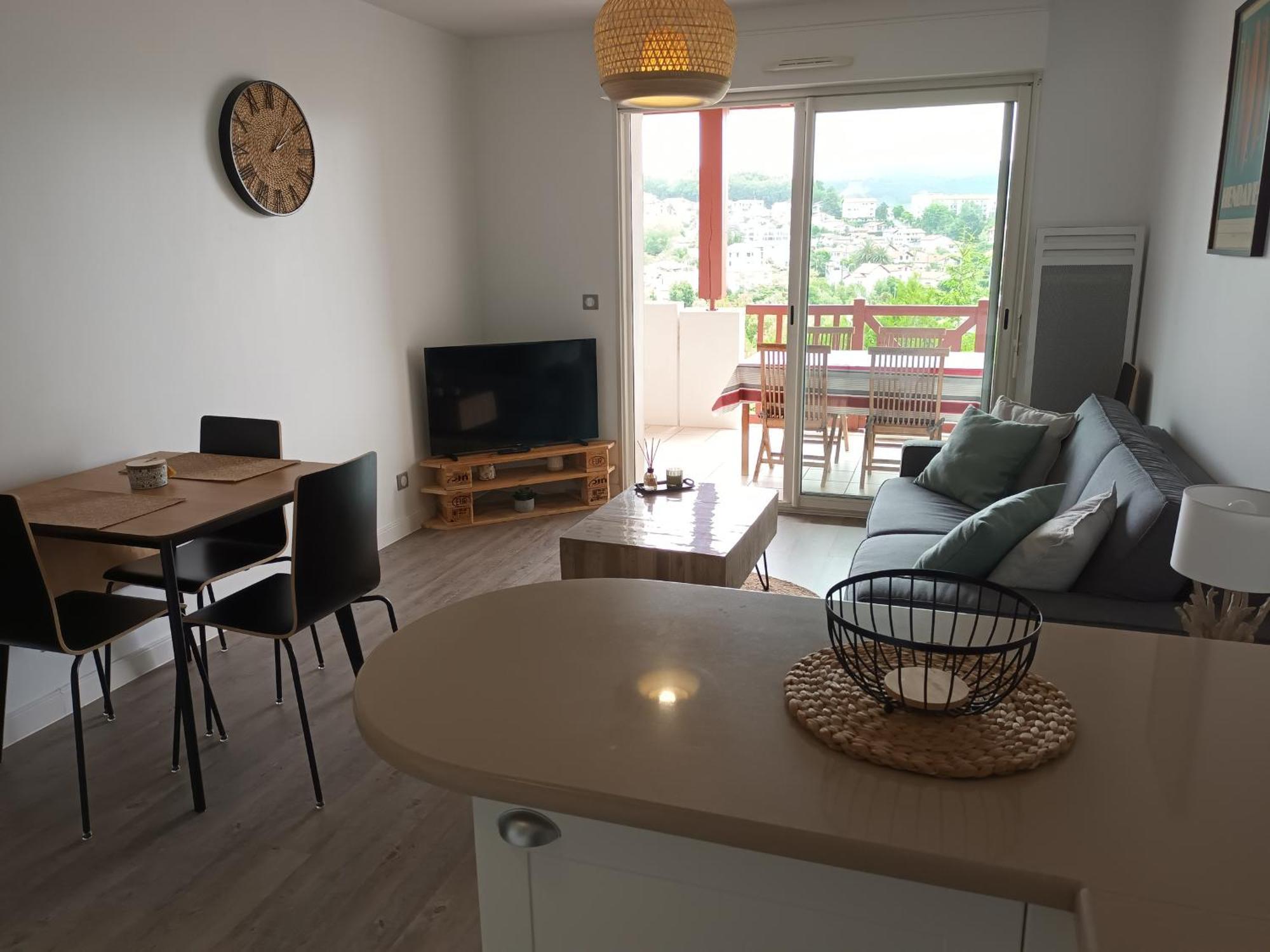 Appart. 2* A Hendaye, Proche Centre, Parking Privatif - Fr-1-239-777 Lägenhet Exteriör bild